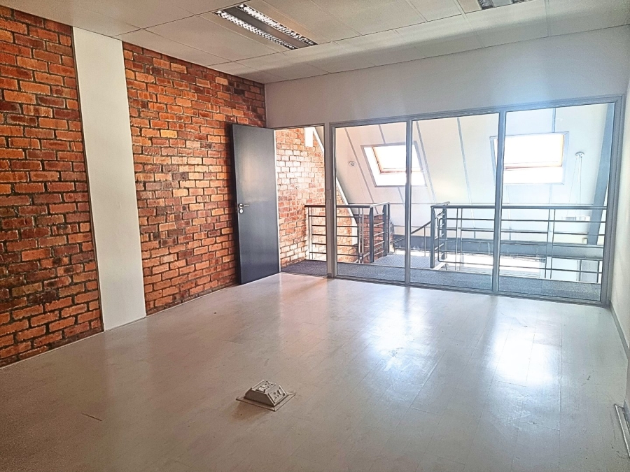 To Let commercial Property for Rent in De Waterkant Western Cape